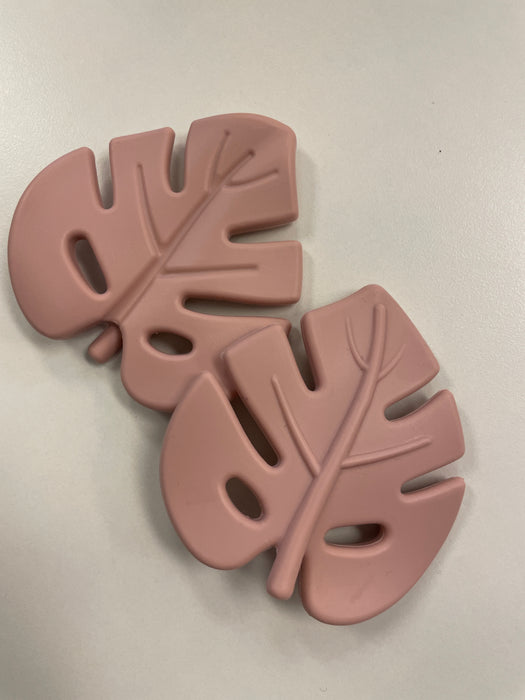 Posh Peanut Bpa Free Silicone Leaf Teether