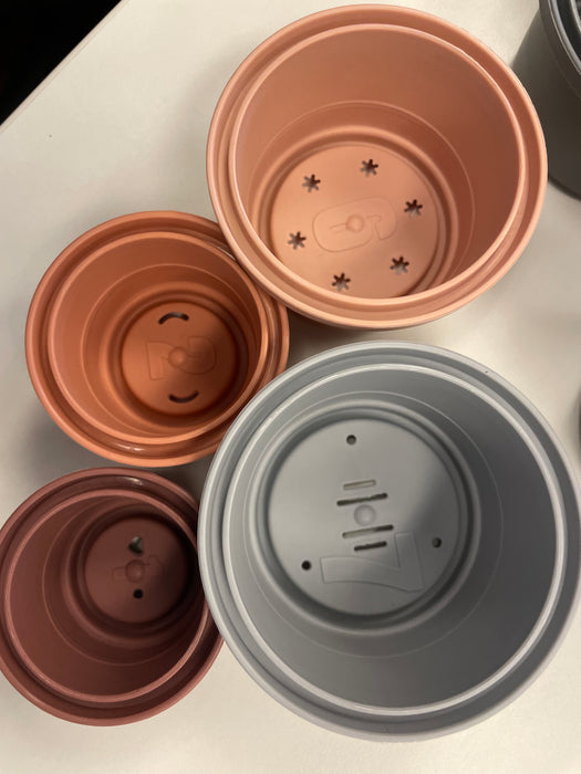 Posh Peanut Nesting Cups