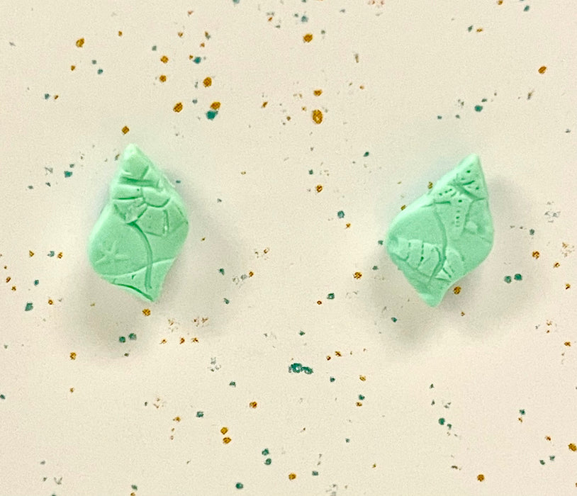HandCrofted Simple Studs Seashells