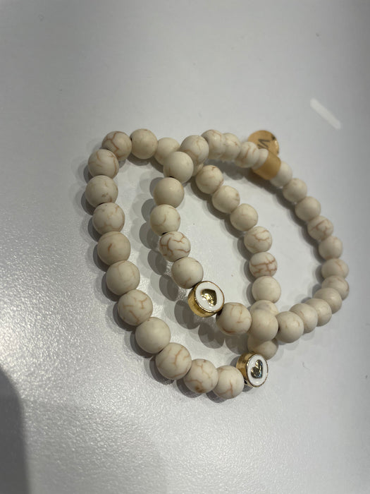 Viva Vibration White Bead with Gold Heart Charm Bracelet