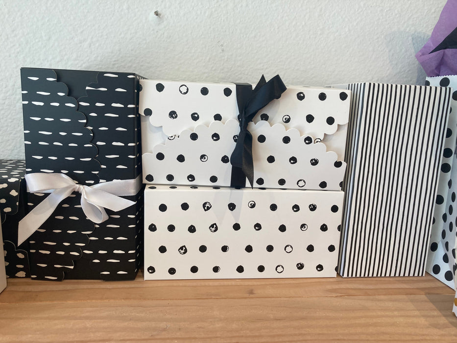 Sweet Intention Small Polka dot box