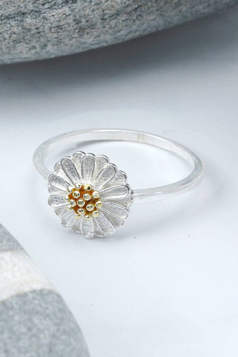 Zoey Simmons - 2-Tone Daisy Ring - SF