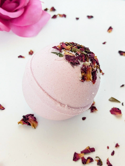 Beachy Bubbles Bath Co - Love Letter Bath Bomb