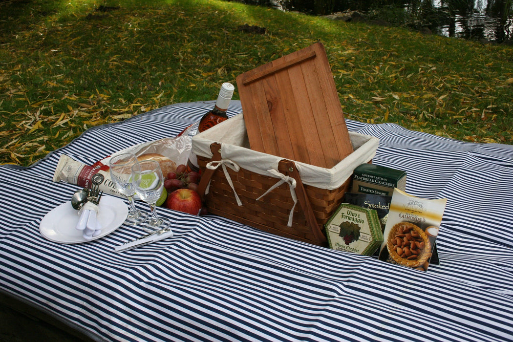 WALD IMPORTS - Stained Woodchip Picnic Basket w/Cotton Liner