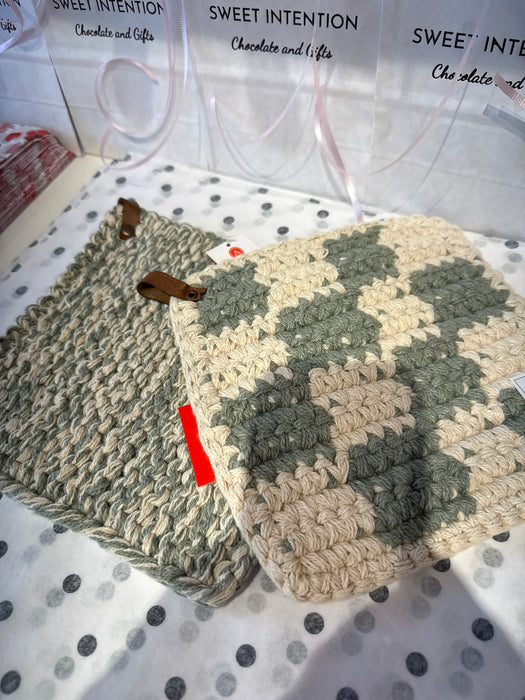 Audrey's Home & Gift - Knitted Pot Holders Black and Cream