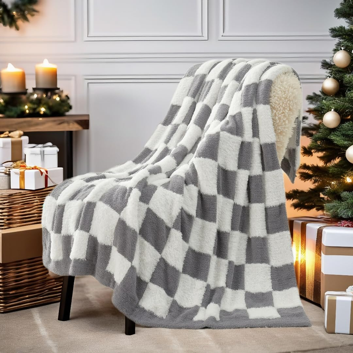 DreamValley - Snuggle Sac Checkered Faux Fur Soft Warm Microfiber Throw Blanket