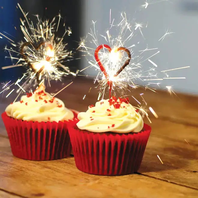 TOPS Malibu - Mini 4" Gold Heart Sparkler Wand Card - Celebrate