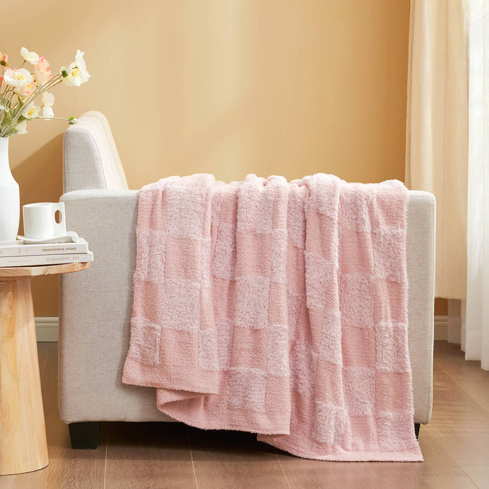 DreamValley - Snuggle Sac Checkered Faux Fur Soft Warm Microfiber Throw Blanket