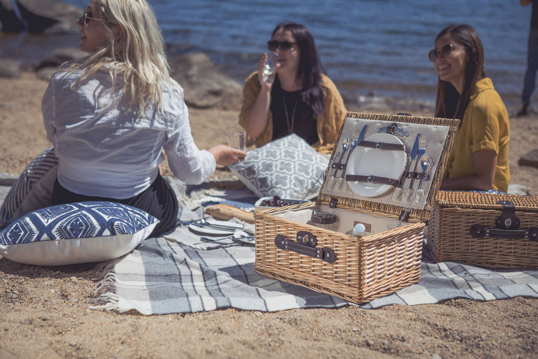 Picnic Time Family of Brands - Classic Picnic Basket