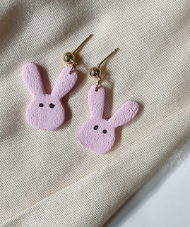 Simply Saige Easter Peep Dangles