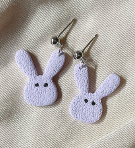 Simply Saige Easter Peep Dangles