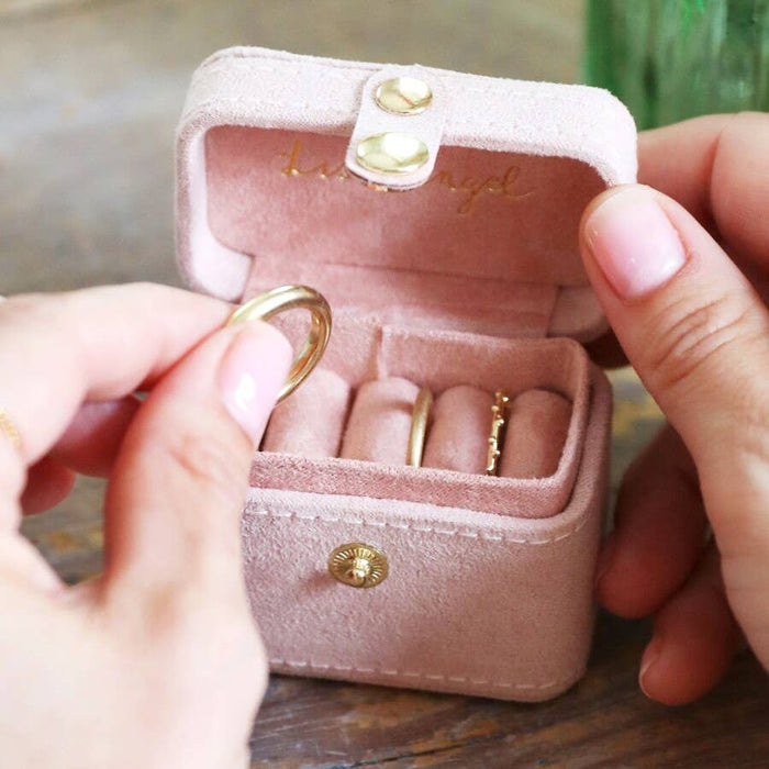 Lisa Angel - Embroidered Flowers Petite Velvet Travel Ring Box