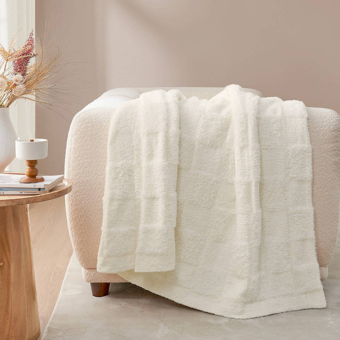 DreamValley - Snuggle Sac Checkered Faux Fur Soft Warm Microfiber Throw Blanket