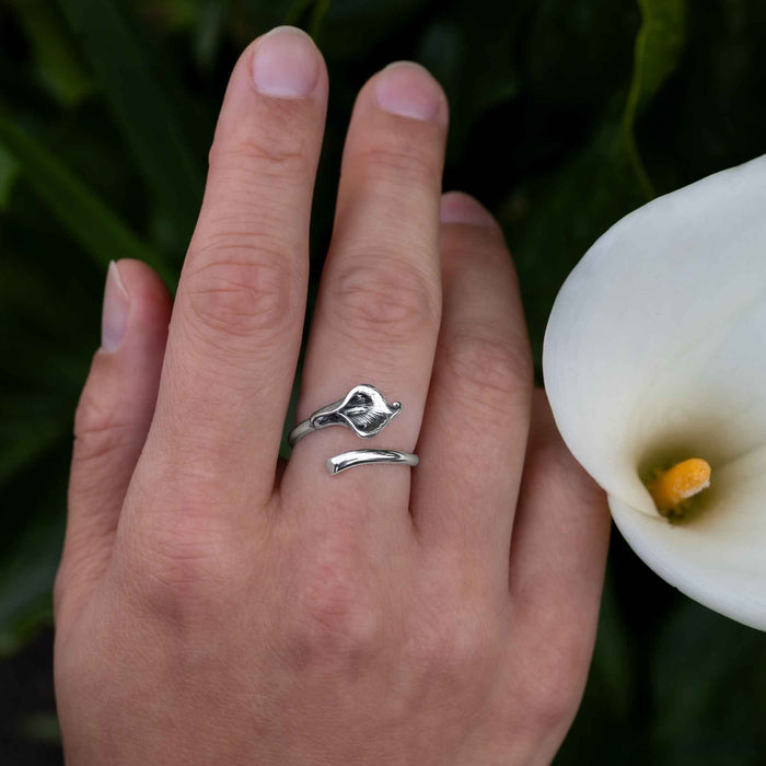 Nina Designs - Adjustable Calla Lily Ring