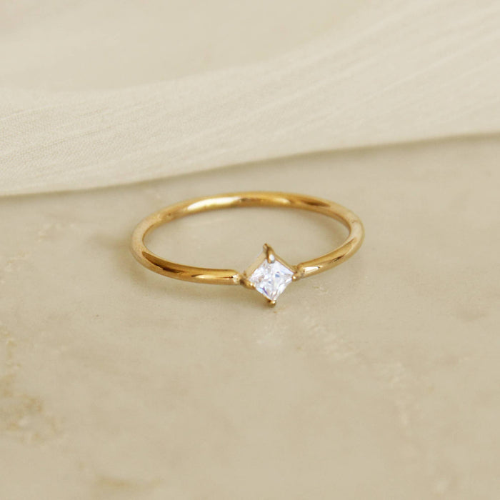 MAIVE - Square CZ Ring