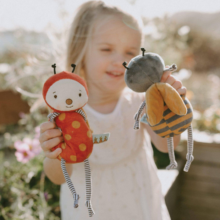 Bunnies By the Bay Girlbug Rattle