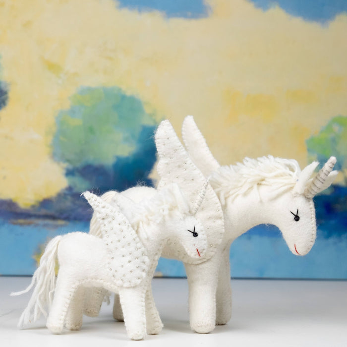 The Winding Road - Toys - Unicorn - White - Small