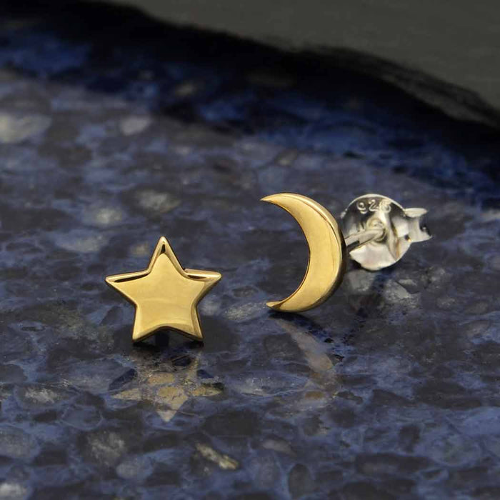 Nina Designs Star and Moon Stud Earrings 7x5mm